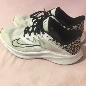 Women Nike Size 11